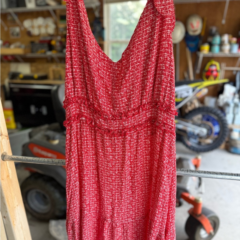Red Sleeveless Dress